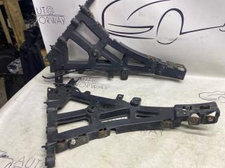 Фото запчасти крепление бампера Jaguar F-pace 2017 контрактная запчасть Запчасть крепление бампера Jaguar F-pace 2017