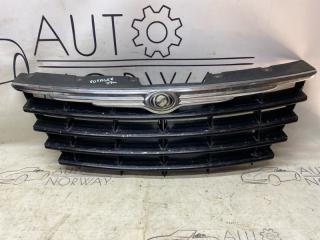 Фото запчасти решетка в бампер Chrysler Voyager 2007 контрактная запчасть Запчасть решетка в бампер Chrysler Voyager 2007