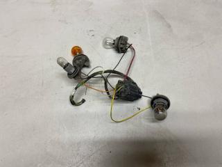 Запчасть патрон лампы задний правый Ford Focus 3 2013