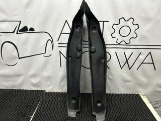 Запчасть пыльник крыла левый Mercedes-Benz E W213 2016