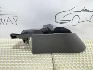 Фото запчасти направляющая ремня безопасности Volvo V60 2019 Б/У запчасть Запчасть направляющая ремня безопасности Volvo V60 2019