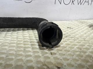 Патрубок радиатора A4 B8 2012