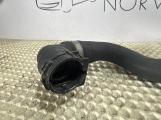 Патрубок системы охлаждения Land Rover Range Rover Sport L494