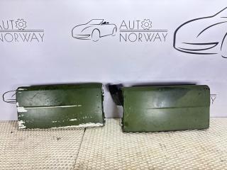 Запчасть планка под фару Volkswagen Transporter T4 2000