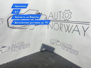Запчасть накладка на торпедо правая Land Rover Range Rover 2017