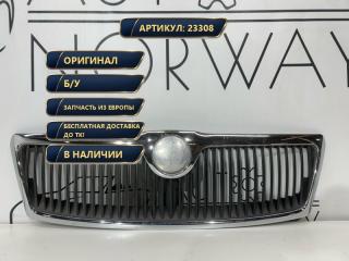 Запчасть решетка радиатора Skoda Octavia 2008