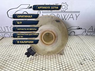 Фото запчасти бачок расширительный Volkswagen Transporter 1999 контрактная запчасть Запчасть бачок расширительный Volkswagen Transporter 1999
