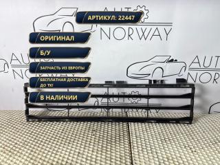 Запчасть решетка в бампер BMW 5 2017