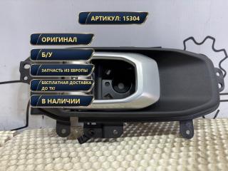 Фото запчасти ручка двери внутренняя передняя левая Jeep Wrangler 2024 контрактная запчасть Запчасть ручка двери внутренняя передняя левая Jeep Wrangler 2024