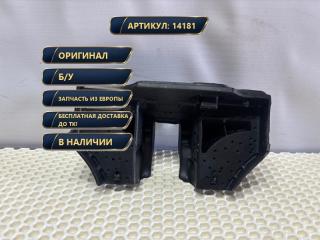 Фото запчасти уплотнитель кузова левый JEEP Wrangler 2024 Б/У запчасть Запчасть уплотнитель кузова левый JEEP Wrangler 2024