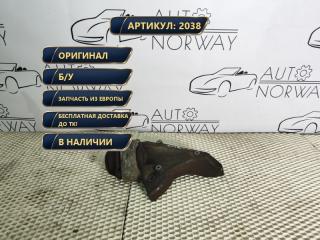 Фото запчасти подушка крепления кпп Volkswagen Passat B5+ 2002 контрактная запчасть Запчасть подушка крепления кпп Volkswagen Passat B5+ 2002