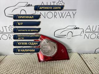 Запчасть фонарь крышки багажника правый Toyota Corolla 2009