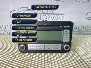 Фото запчасти магнитола Volkswagen Passat B6 2009 Б/У запчасть Запчасть магнитола Volkswagen Passat B6 2009