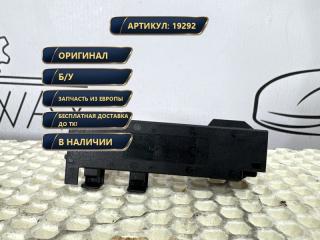 Запчасть антенна Audi Q8 2022