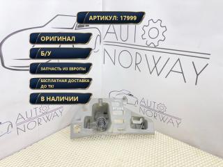 Запчасть форсунка омывателя фар Skoda Fabia 2011