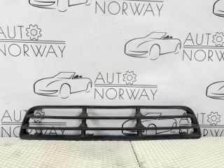 Фото запчасти заглушка (решетка) в бампер передний Volkswagen Golf 4 2000 контрактная запчасть Запчасть заглушка (решетка) в бампер передний Volkswagen Golf 4 2000