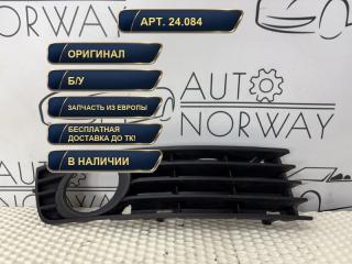 Запчасть накладка противотуманной фары правая AUDI A4 2002