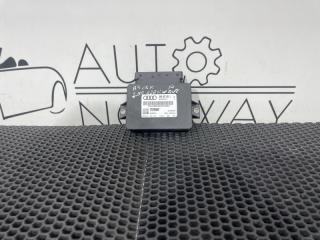 Запчасть блок управления стояночным тормозом Audi A4 2012