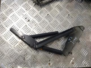 Петля крышки багажника Renault Megane 2003