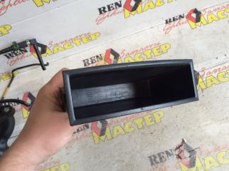 Запчасть пластик салона Citroen Berlingo 2008