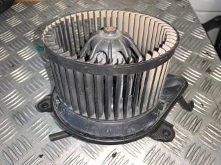 Запчасть моторчик печки Peugeot Partner 2003