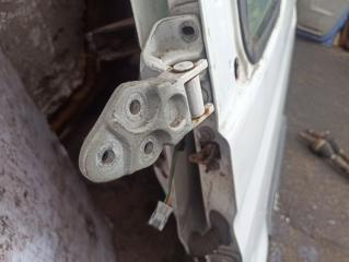 Петля двери Renault Master 2010