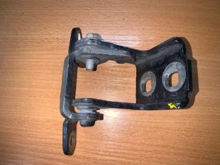 Петля двери Opel Insignia 2009