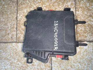 Корпус блока предохранителей Renault Megane