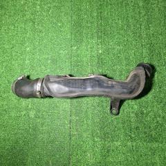 Запчасть патрубок интеркулера Volkswagen Passat