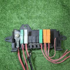 Блок предохранителей под капот Renault Megane 7703297189 Б/У