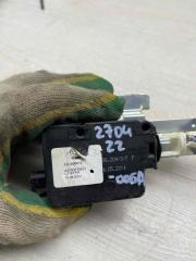 Активатор замка багажника Land Rover Discovery 4 2012