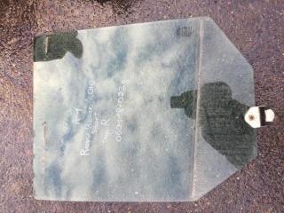 Стекло двери задней правой Land Rover Range Rover Sport 2011 контрактная Стекло двери задней правой Land Rover Range Rover Sport 2011