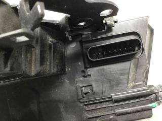 Замок двери задней левой Land Rover Range Rover 2013