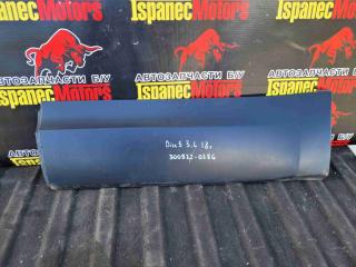 Молдинг двери задней левой Land Rover Discovery 5 2018 контрактная Молдинг двери задней левой Land Rover Discovery 5 2018