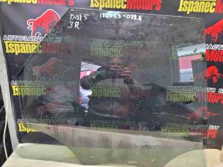 Стекло двери задней правой Land Rover Discovery 5 2019 контрактная Стекло двери задней правой Land Rover Discovery 5 2019