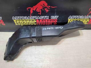 Патрубок воздушного фильтра Land Rover Range Rover Velar 2017