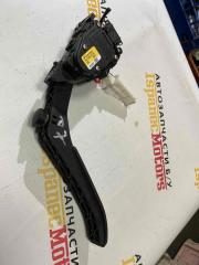 Педаль газа Volkswagen Touareg 2006