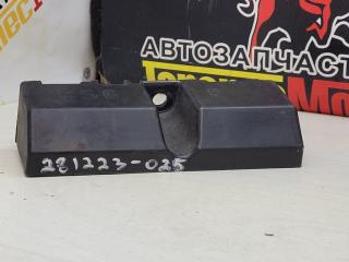 Фото запчасти кронштейн порога правый AUDI RS6 2015 контрактная запчасть Запчасть кронштейн порога правый AUDI RS6 2015