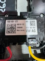 Плафон подсветки салона AUDI Q7 4M 3.0 Diesel Плафон подсветки салона AUDI Q7 4M 3.0 Diesel