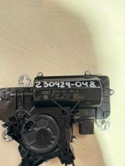 Доводчик крышки багажника Q5 2022 FY 2.0 TFSI DPU Доводчик крышки багажника Q5 2022 FY 2.0 TFSI DPU
