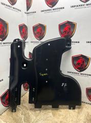 Защита днища кузова передняя правая Volkswagen Tiguan 2021 контрактная Защита днища кузова передняя правая Volkswagen Tiguan 2021