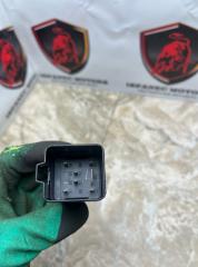 Реле накала свечей Land Rover Range Rover Velar L560 2.0 Реле накала свечей Land Rover Range Rover Velar L560 2.0