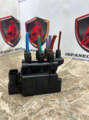 Блок клапанов пневмоподвески AUDI RSQ8 2022 контрактная Блок клапанов пневмоподвески AUDI RSQ8 2022