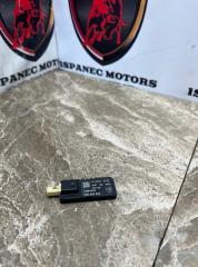 Запчасть антенна AUDI RSQ8 2022