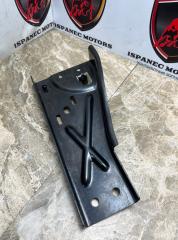 Кронштейн Mercedes-Benz GLE Coupe 2022 контрактная Кронштейн Mercedes-Benz GLE Coupe 2022