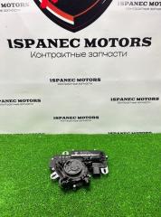 Доводчик крышки багажника Audi A8 2025