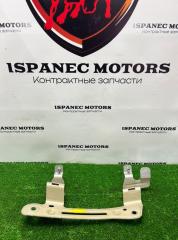 Кронштейн крыла передний левый Bentley Bentayga 2018