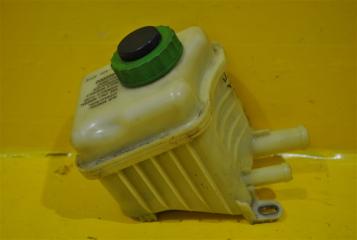 Бачок гидроусилителя передний Audi Q7 4L