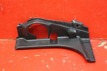 Накладка замка багажника задняя правая Toyota Land Cruiser 2012-2015