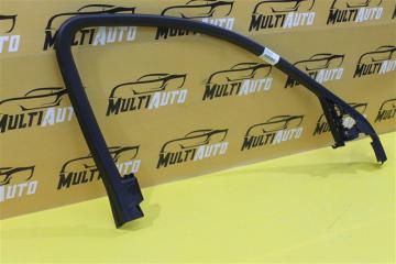 Накладка стекла двери передняя правая Audi Q3 8U